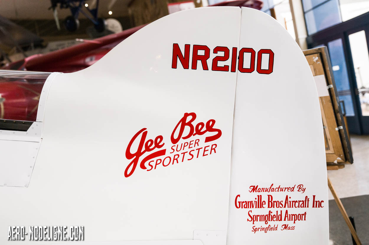 Gee Bee R-1