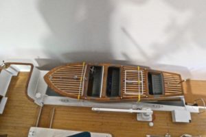 maquette bateau radiocommandée